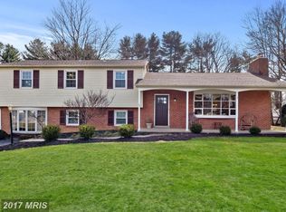 46 Club View Ln, Phoenix, MD 21131