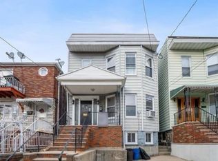 132 Grace St FLOOR 2, Jersey City, NJ 07307
