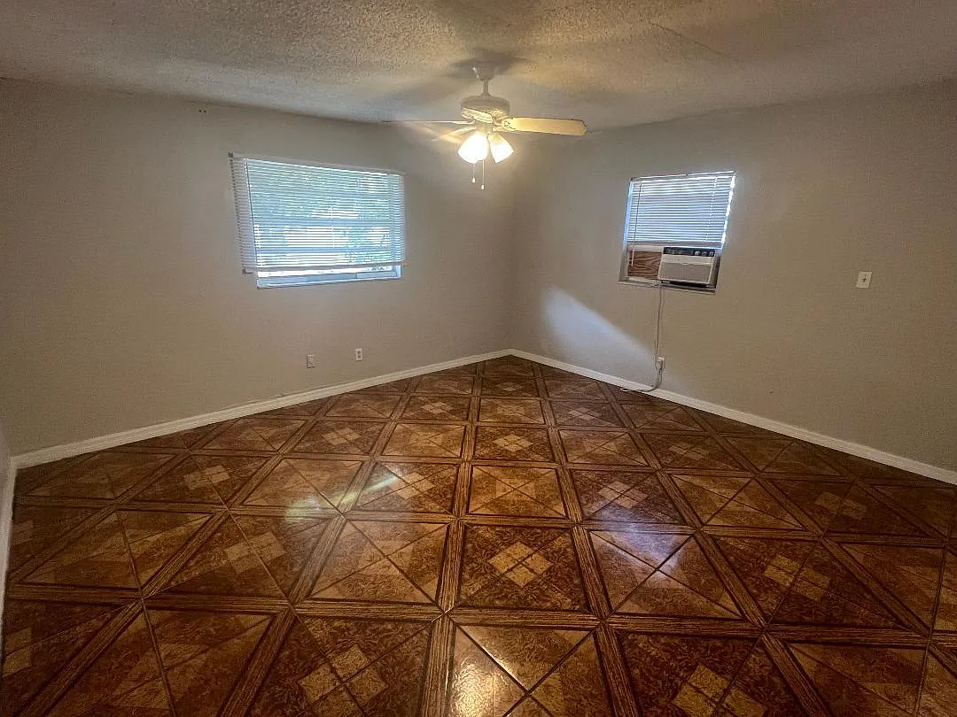 1 bed, 650 sqft, $1,100 — Photo 4