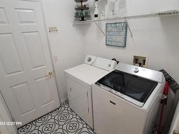 5th image of 2938 Sunset Vista Blvd