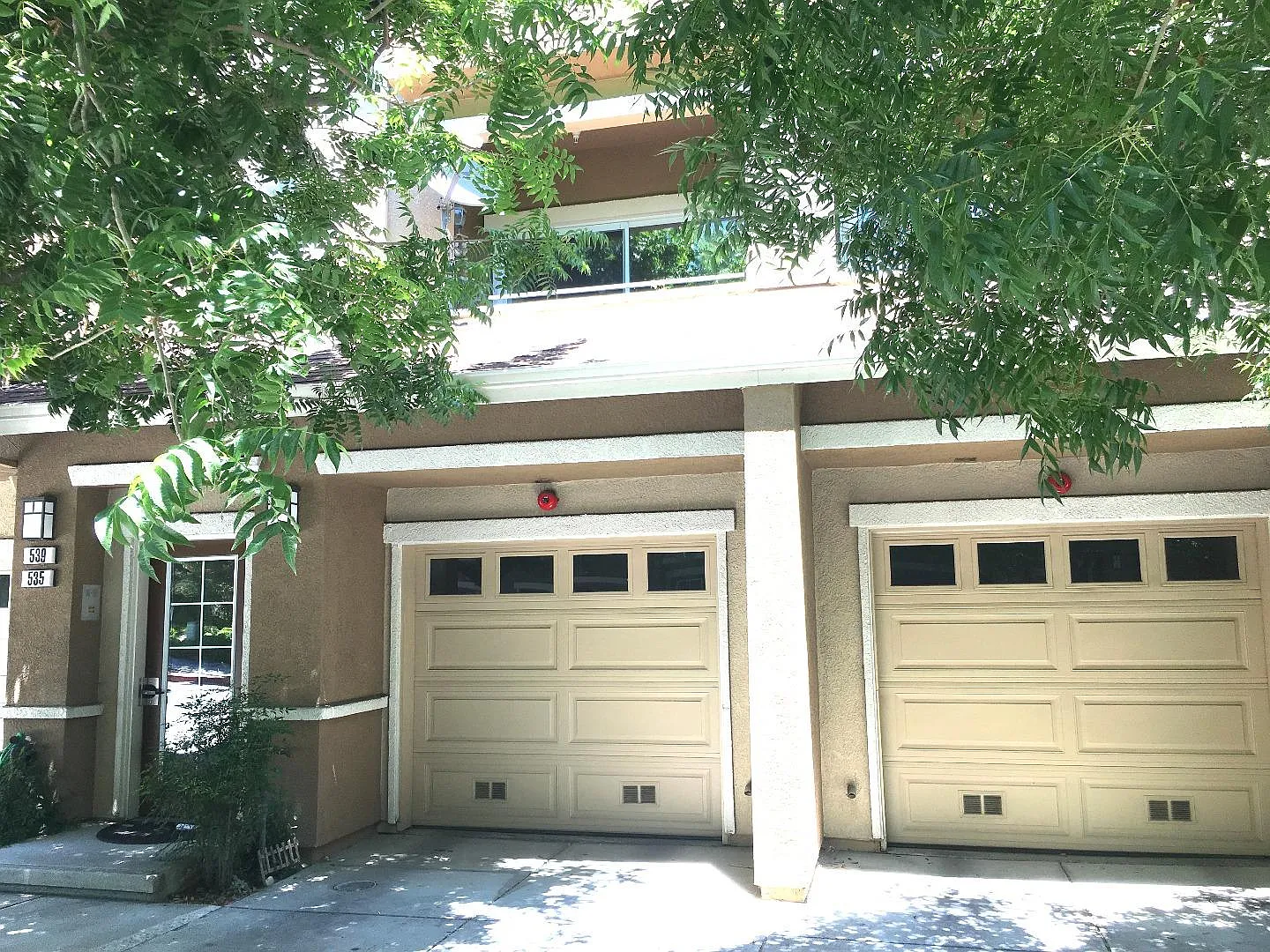 535 Marble Arch Ave photo 1