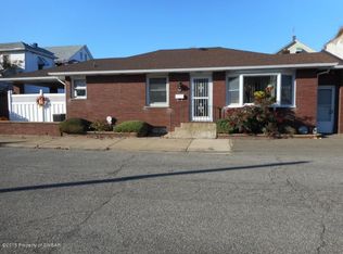 615 E 2nd St, Hazleton, PA 18201