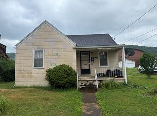 200 N 2nd Ave, Paden City, WV 26159