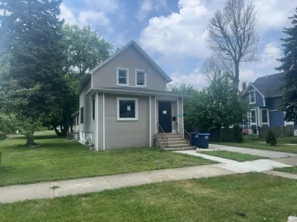 1316 S 8th Ave, Maywood, IL 60153