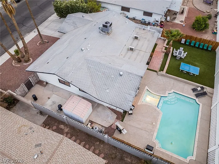 3992 Chinchilla Ave — Photo 64