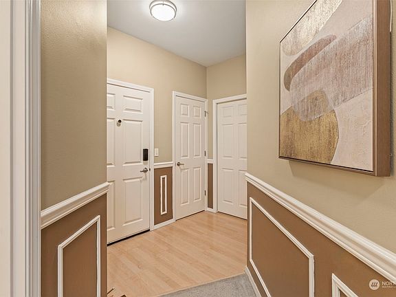 3rd image of 19412 48th Avenue W #203