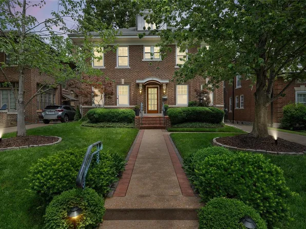 15 Arundel Pl, Saint Louis, MO 63105
