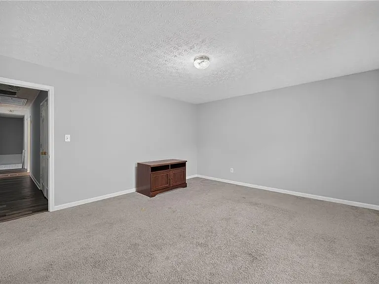 530 Sterling Pointe Ct — Photo 28