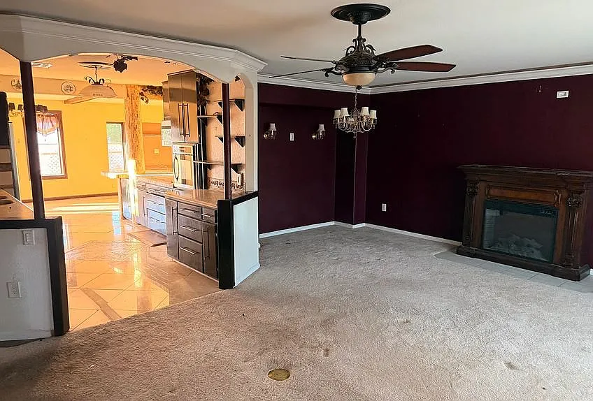 2 bed, $560 — Photo 1