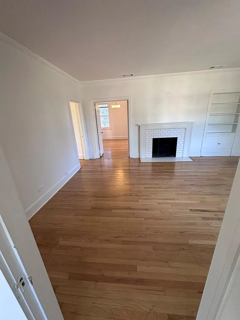 2 bed, 1.0 bath, 1460 sqft, $1,375 — Photo 4