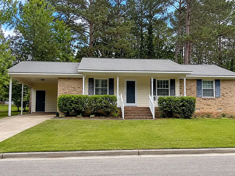 2312 Sierra Dr — Photo 1