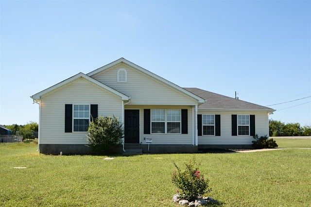 1st image of 1202 Bairdscorner Dr