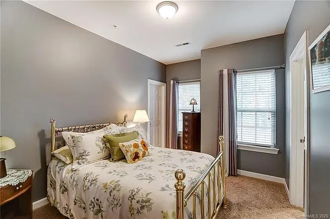 16718 Dolcetto Way — Photo 24