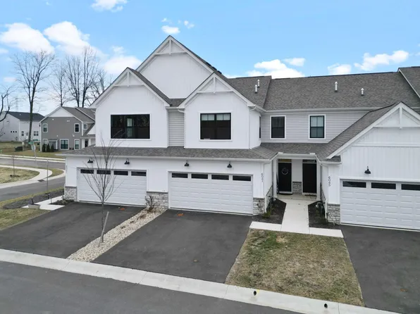 6041 Miranda Ln, Westerville, OH 43081