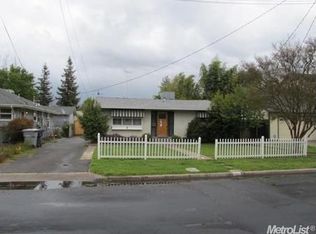 557 Laurel Ave, Oakdale, CA