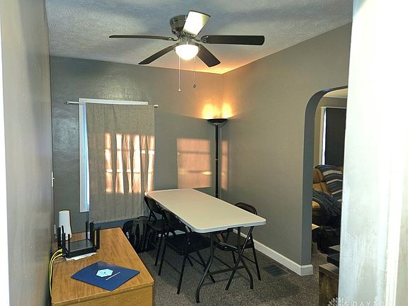 5th image of 406 N Elm St