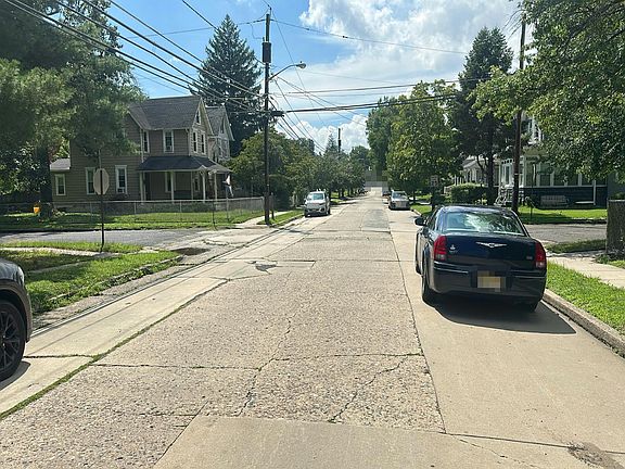 4th image of 6305 Rodgers Ave