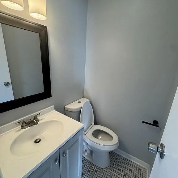 116 N Hickory St — Photo 3