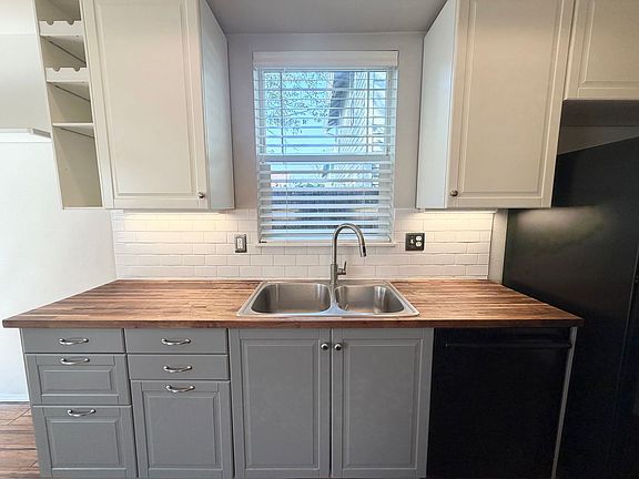 5th image of 6931 N Borthwick Ave