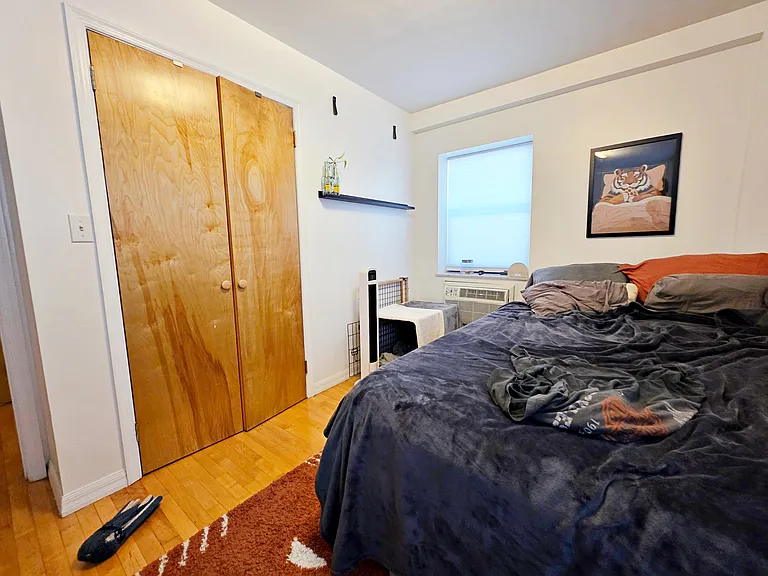 47 Conselyea St #1B — Photo 4