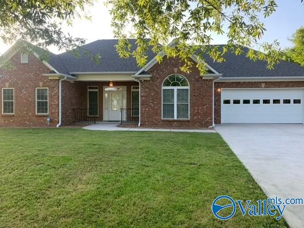 5523 Simpson Point Rd, Grant, AL 35747