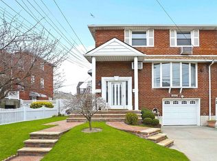 16429 95th St, Howard Beach, NY 11414