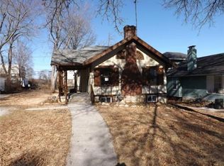 1400 E 65th St, Kansas City, MO 64131