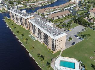 4260 SE 20th Pl, Cape Coral, FL 33904