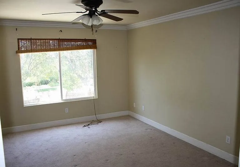 32479 Galatina St — Photo 10