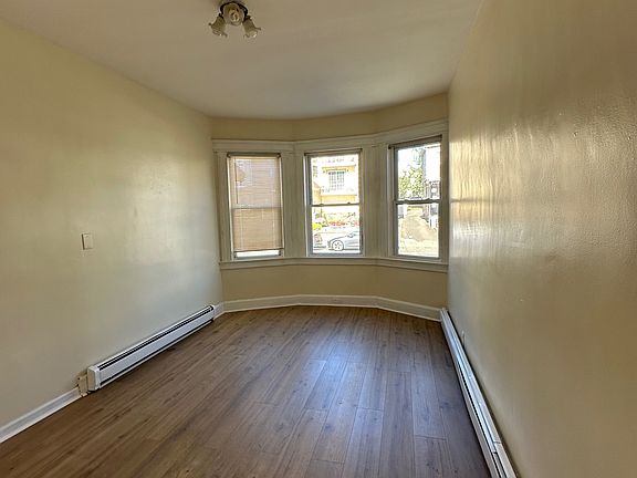 2nd image of 120-122 Elm St #1