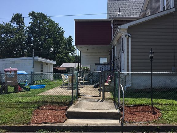 Side Entrance to Yard