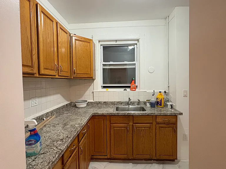 9 George St #2 — Photo 3
