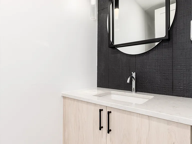 2088 Eliot St — Photo 16
