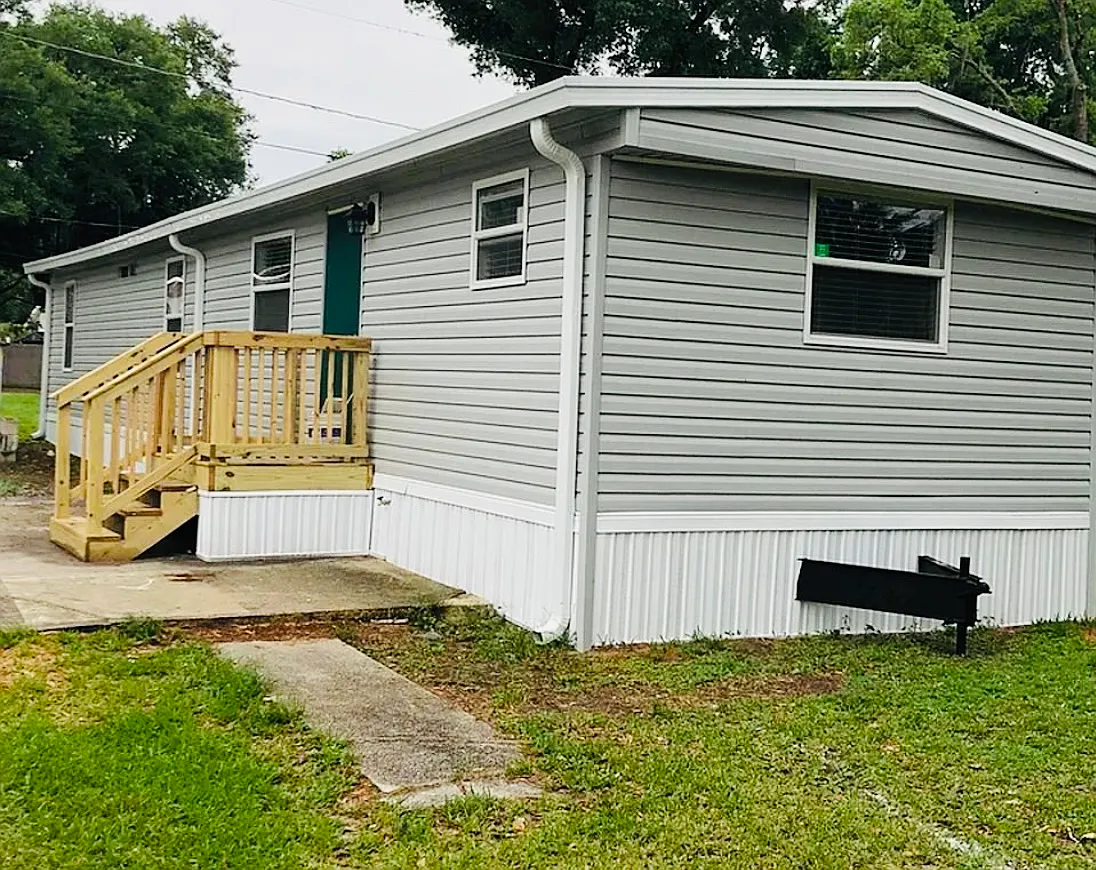 2 bed, 800 sqft, $1,375 — Photo 1