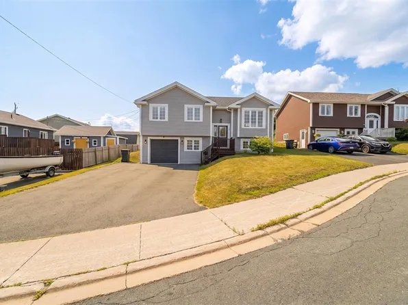 7 Goldust Place, Conception Bay South, NL A1W0A3