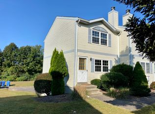 38D Crystal Ln #38D, Storrs Mansfield, CT 06268