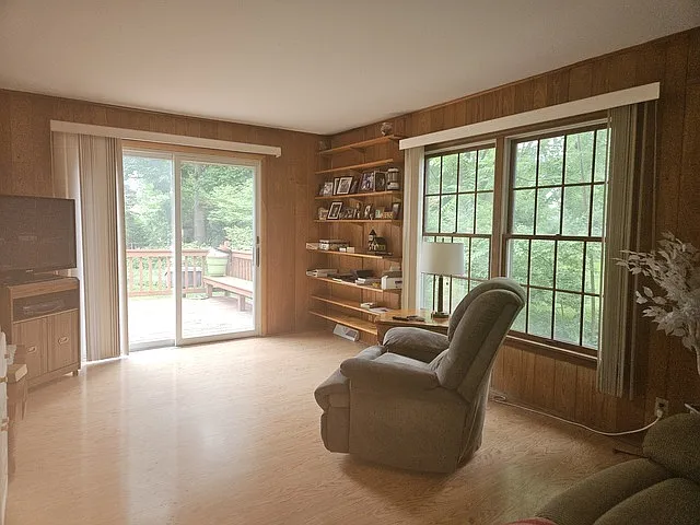 346 N Van Nortwick Ave — Photo 6