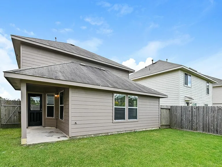 12451 Gemma Ln — Photo 3