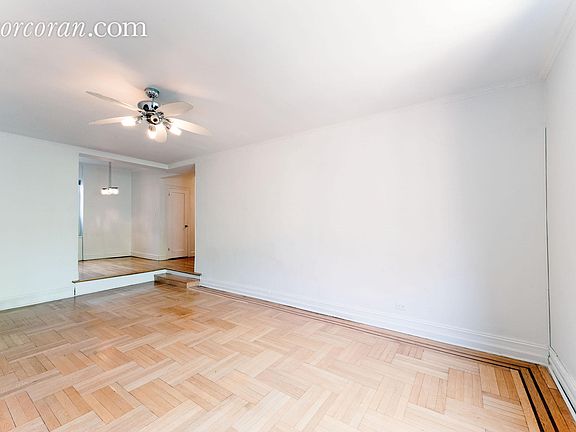 2nd image of 230 Park Pl APT 5D