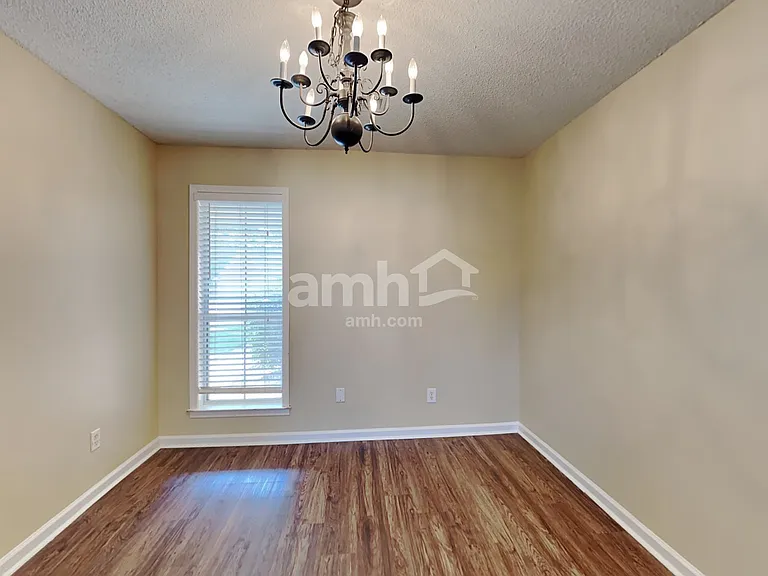 1400 Pendulum Dr N — Photo 6