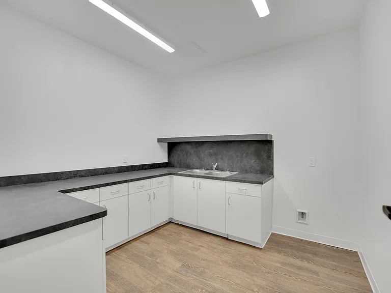 730 Las Vegas Blvd S #1-103 — Photo 17