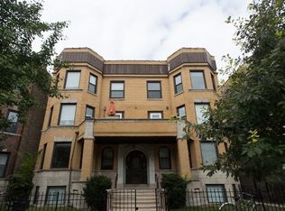 920 W Belle Plaine Ave #E3, Chicago, IL 60613