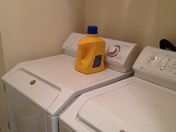 laundry on 1st floor