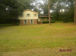 306 Foxfire Dr, Albany, GA 31705