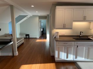 20 Elizabeth Ave, Edison, NJ 08820
