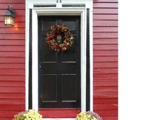 11 Tariffville Rd, Bloomfield, CT 06002