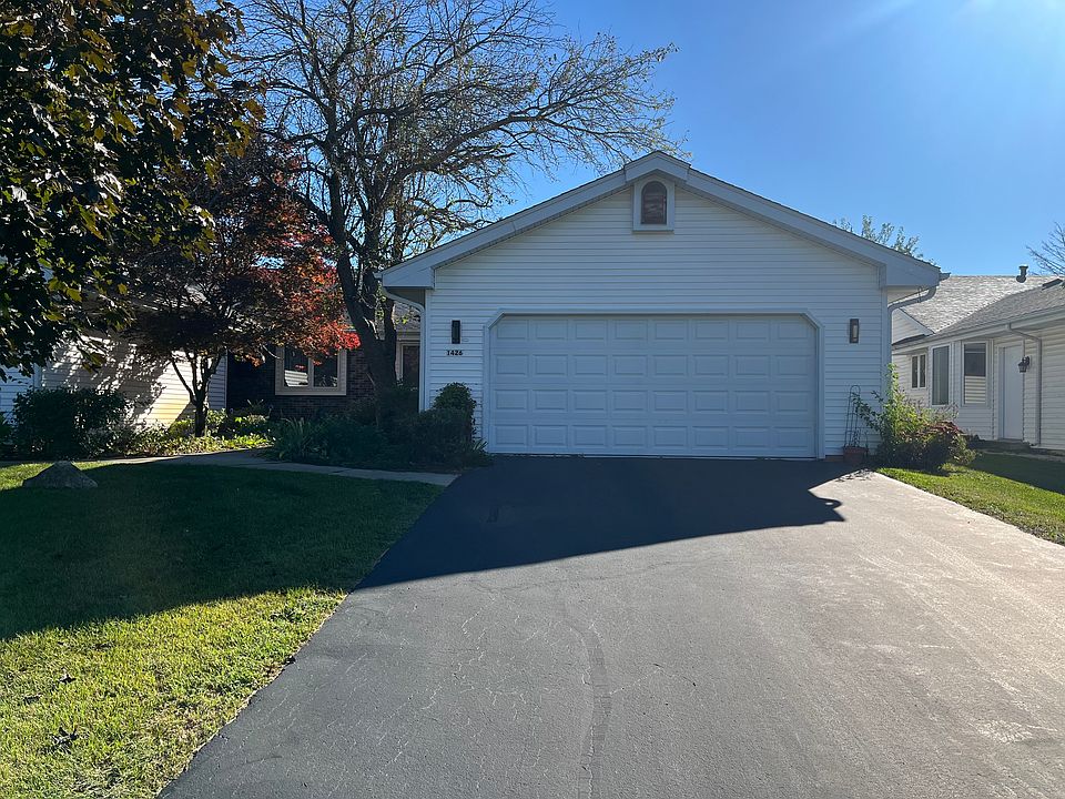 1st image of 1426 Temple Cir