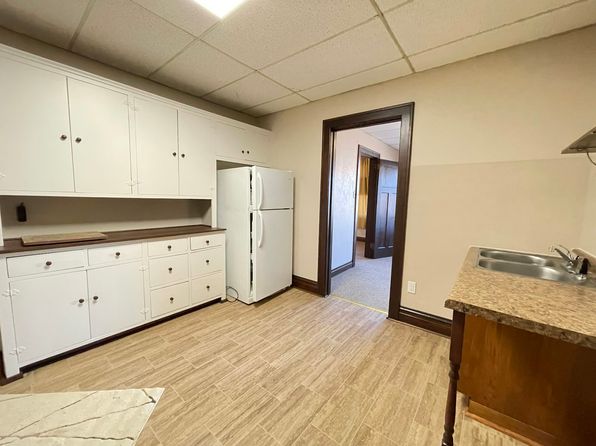1 S Minnesota St #2