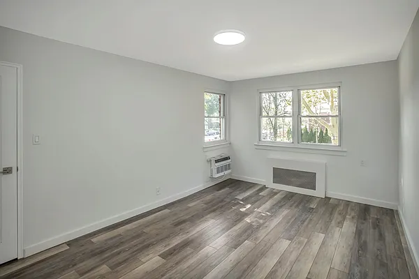 Sold by Douglas Elliman | media 41