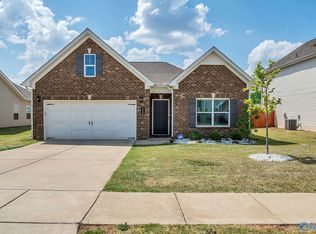 114 Emma Grace Ln, New Market, AL 35761